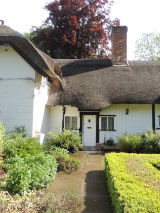 old thatch bourne end
